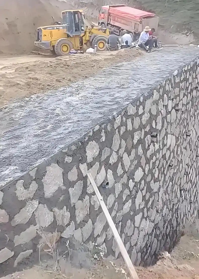 洛阳汝阳县边坡加固